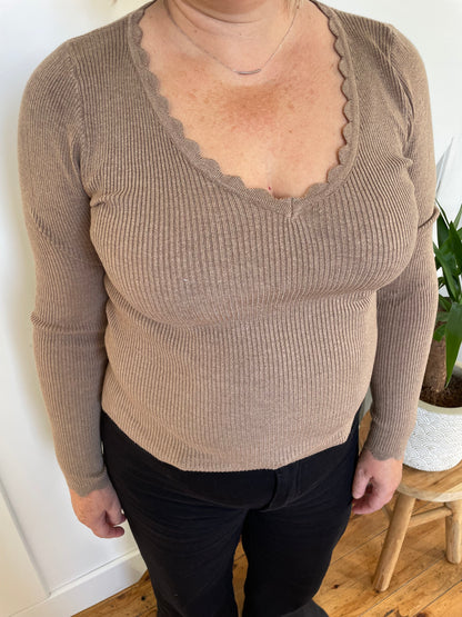 Pull taupe