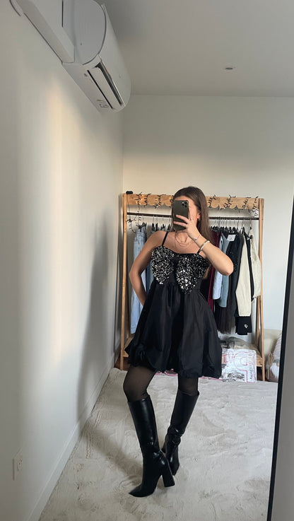 Robe patineuse à sequins